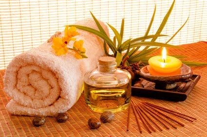 Aroma Öl Massage<br> (60 Min / 90 Min)